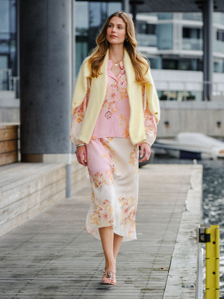 Amazing Blouse - Pale Rose