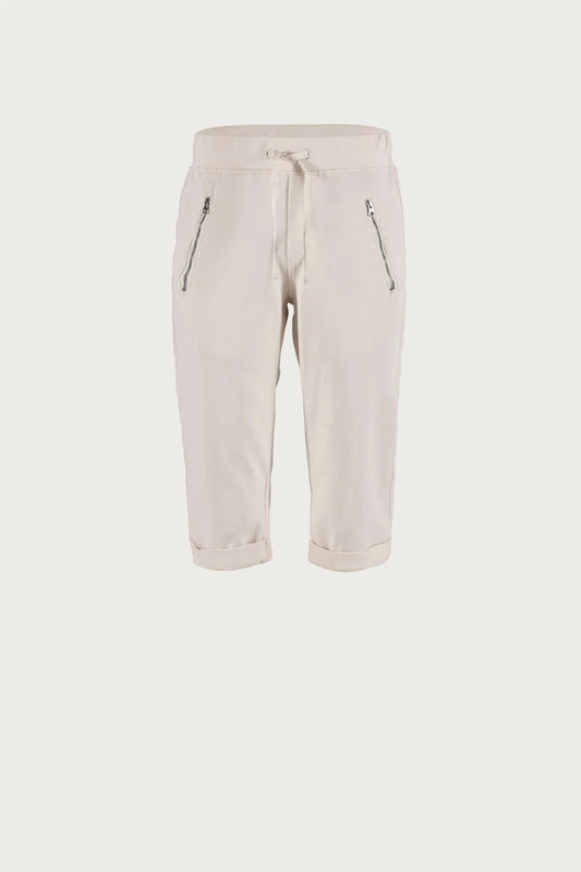 Jutta Capri Pants