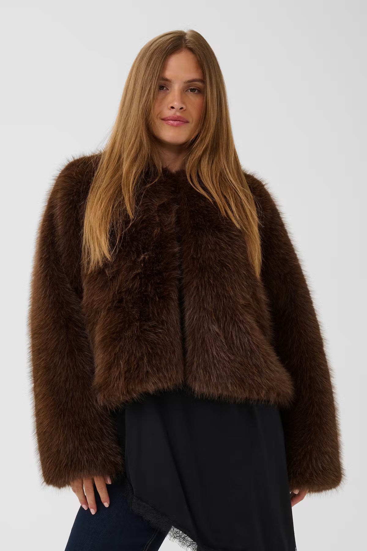 CUcanan Faux Fur Jakke