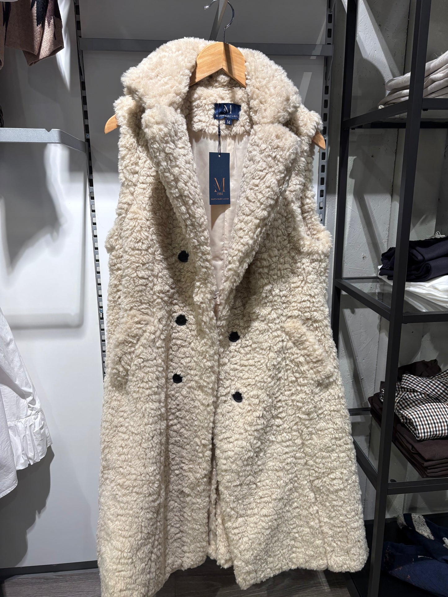 Shanghai Vivian - Curly Fur Vest