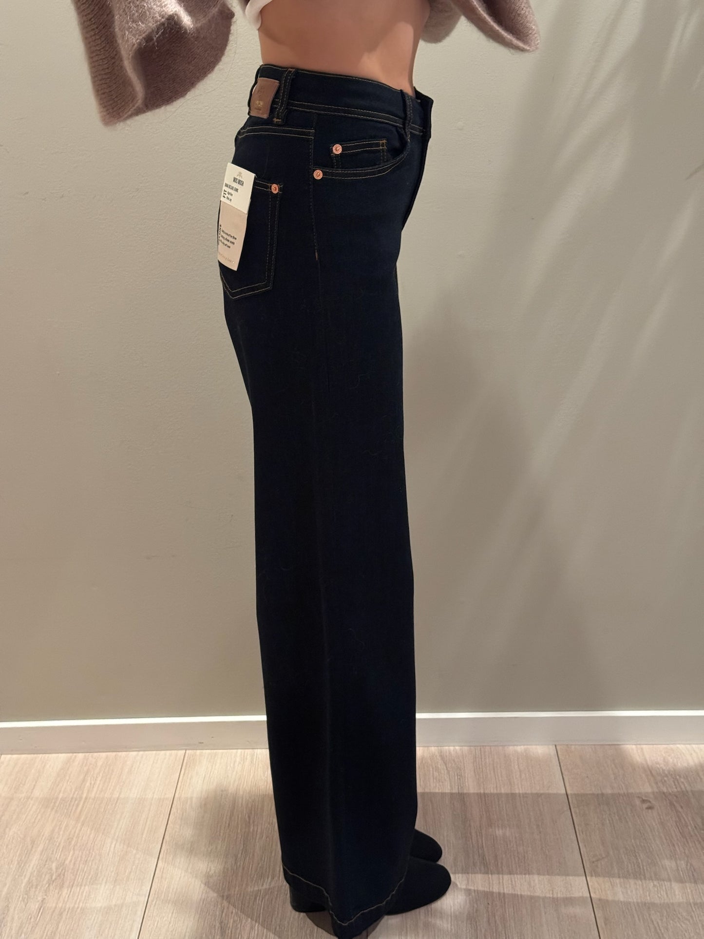 MMDara Deluxe Jeans