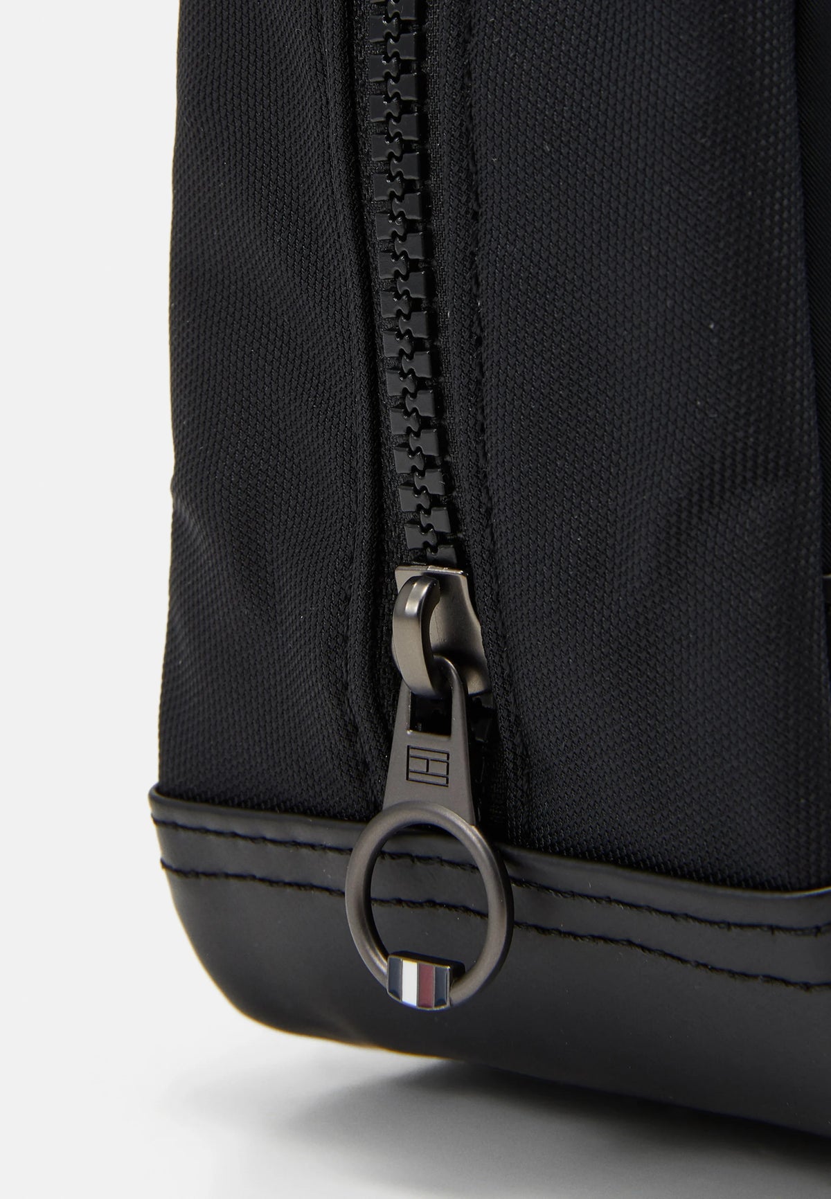Texture Block Washbag Unisex